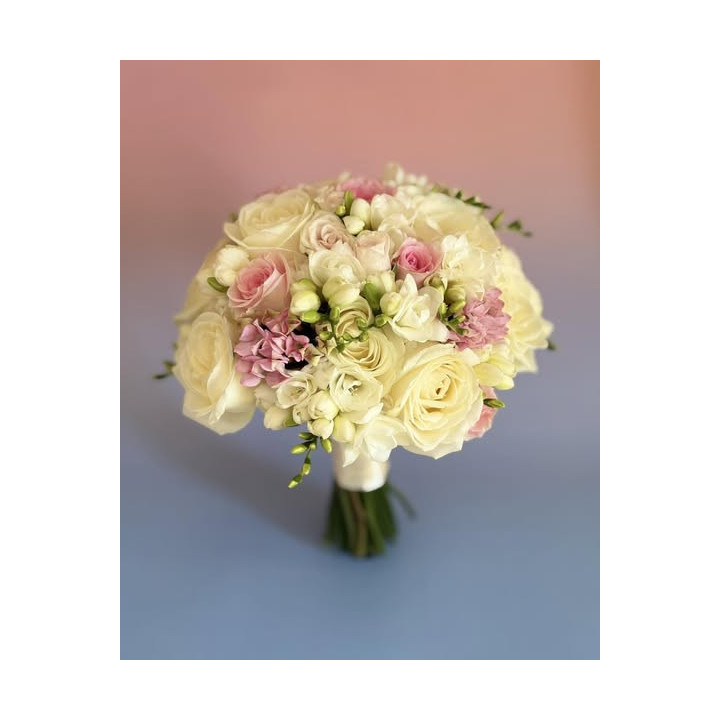 Buchet mireasă – tonuri pastel
